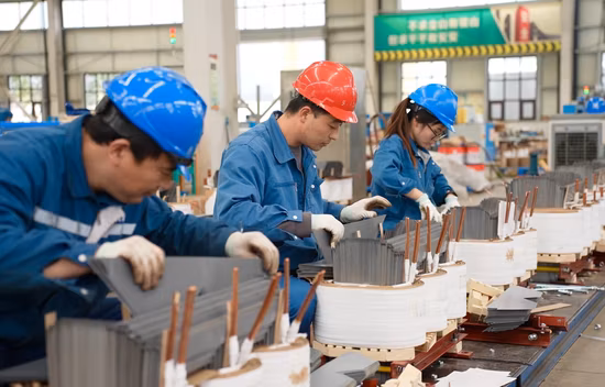 Low-Energy Crate Washing Machine for Cleaning Basket and Tray